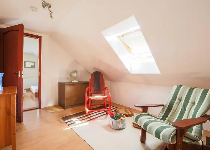 度假居 Beata By Interhome Kőröshegy